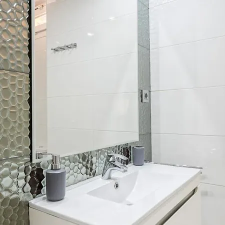 Apartment Wintowinrentals Relax & Frontal Sea View In