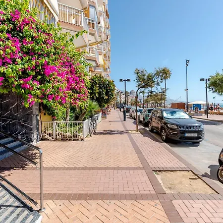 Wintowinrentals Relax & Frontal Sea View In Apartment